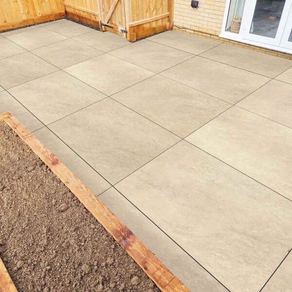 HAMMERSTONE BEIGE OUTDOOR PORCELAIN