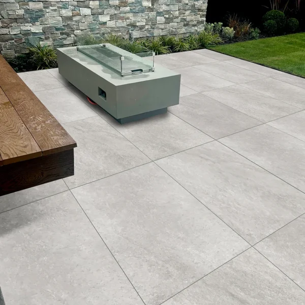 HAMMERSTONE GREY OUTDOOR PORCELAIN